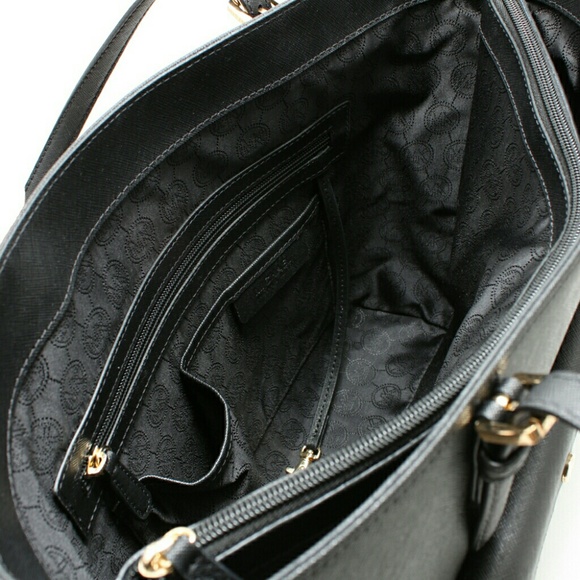 SOLD. - Picture 5 of 7